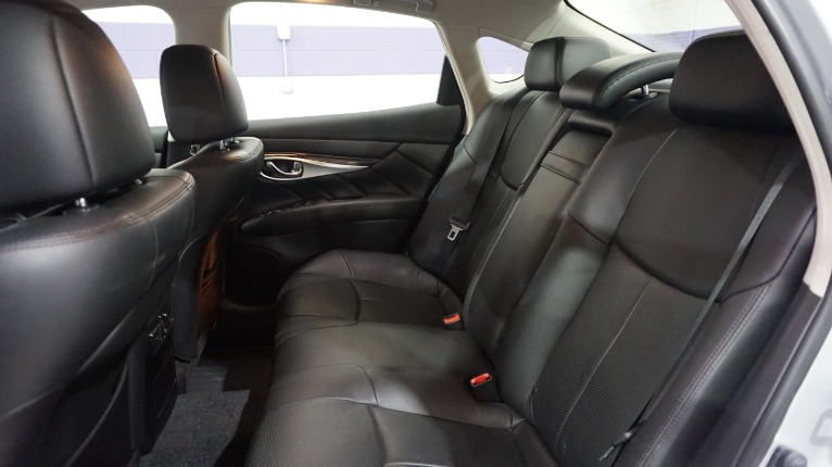 Used-2013-INFINITI-M37-x