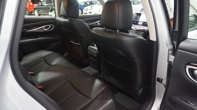 Used-2013-INFINITI-M37-x