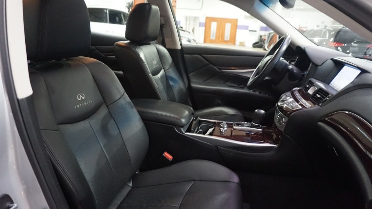 Used-2013-INFINITI-M37-x