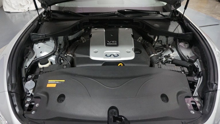 Used-2013-INFINITI-M37-x
