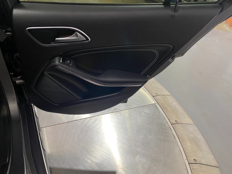 Used-2018-Mercedes-Benz-GLA-GLA-250-4MATIC