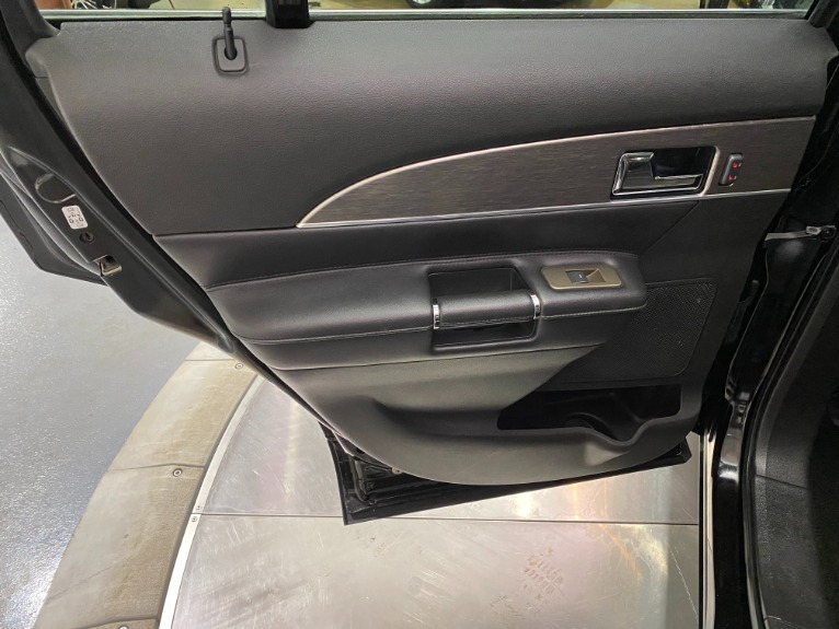 Used-2012-Lincoln-MKX-AWD