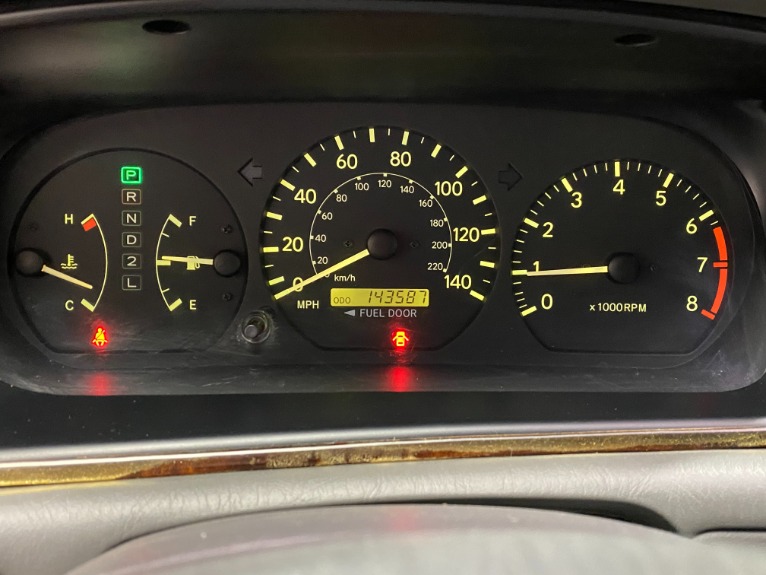 Used-2000-Toyota-Camry-LE