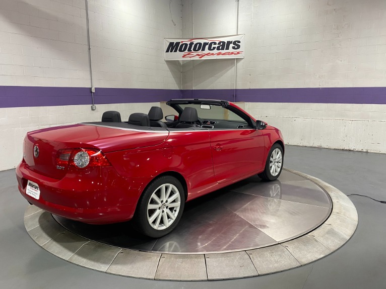 Used-2010-Volkswagen-Eos-Komfort