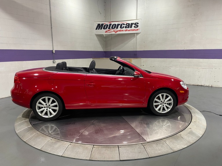 Used-2010-Volkswagen-Eos-Komfort