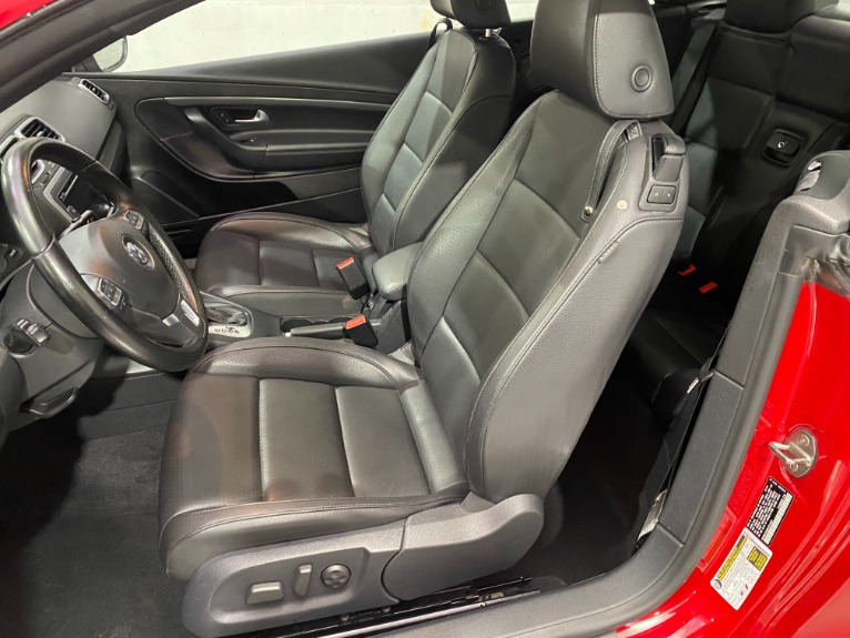 Used-2010-Volkswagen-Eos-Komfort