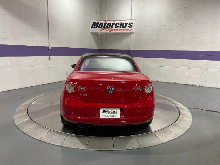 Used-2010-Volkswagen-Eos-Komfort