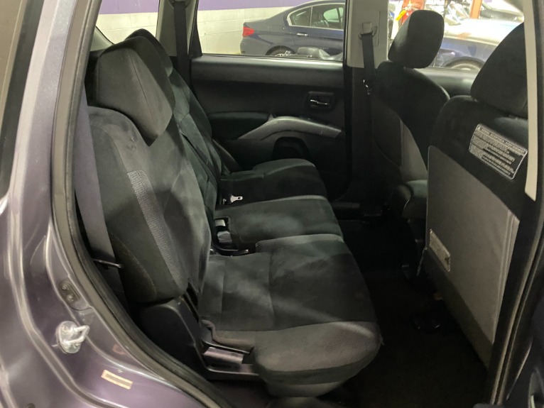 Used-2008-Mitsubishi-Outlander-XLS-AWD