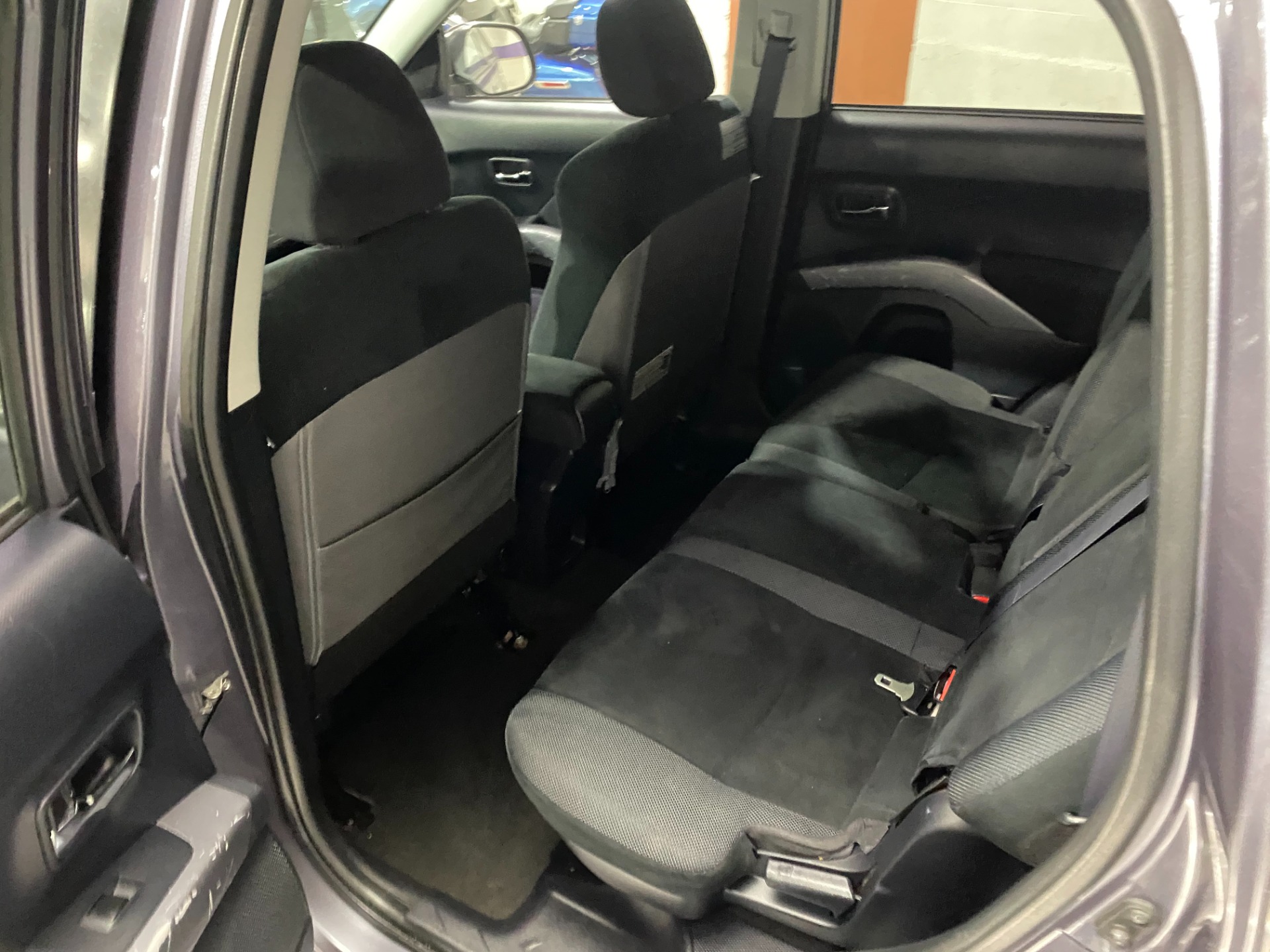 Used-2008-Mitsubishi-Outlander-XLS-AWD