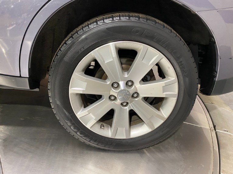 Used-2008-Mitsubishi-Outlander-XLS-AWD