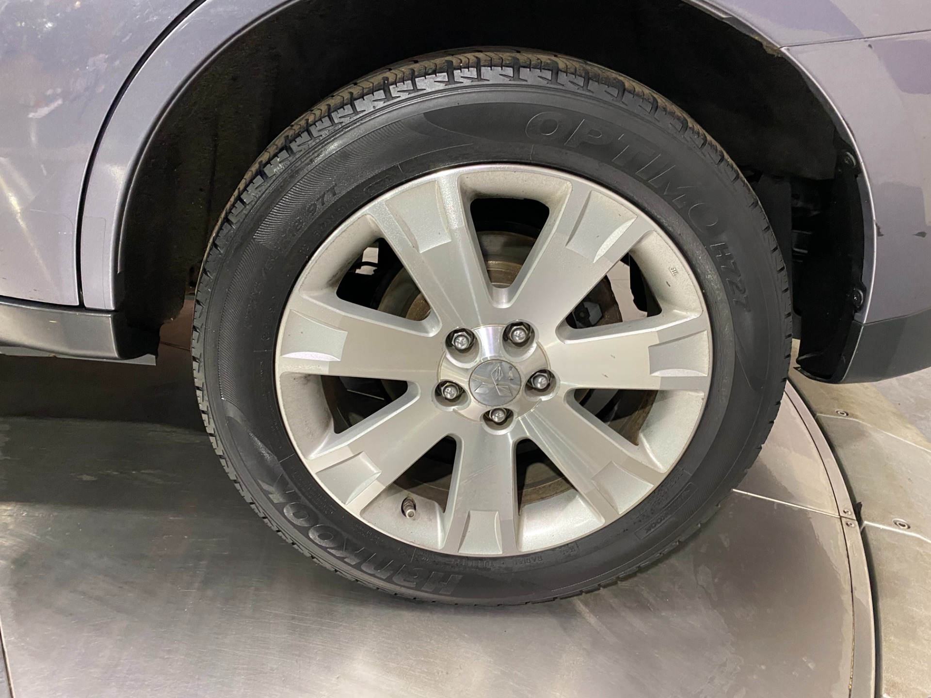 Used-2008-Mitsubishi-Outlander-XLS-AWD